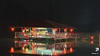 Restaurant and dining area at Fishermen Village Resort